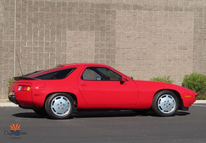 1984 Porsche 928