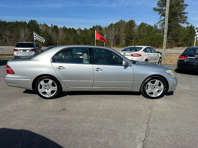 2005 Lexus LS