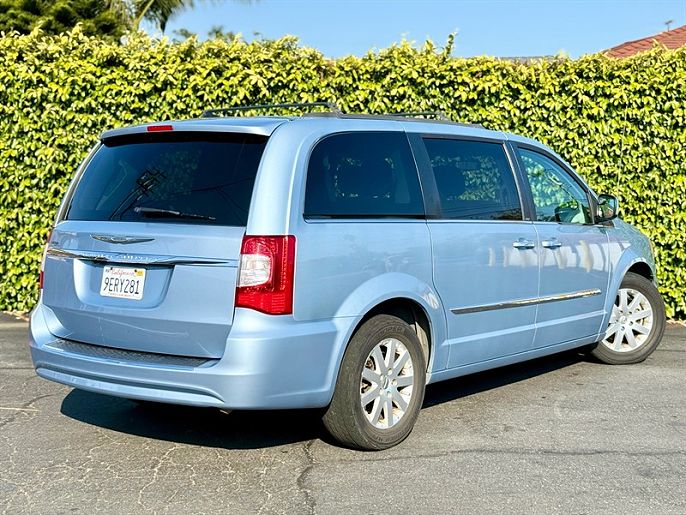 2013 Chrysler Town & Country