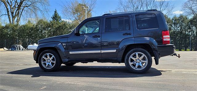 2011 Jeep Liberty Limited Edition image 5