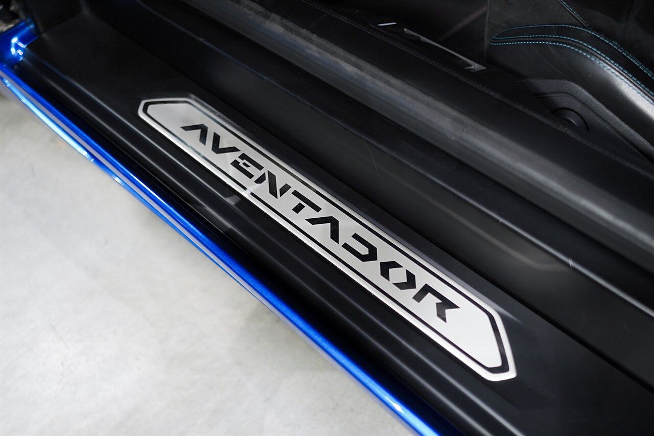 2013 Lamborghini Aventador LP700 image 51