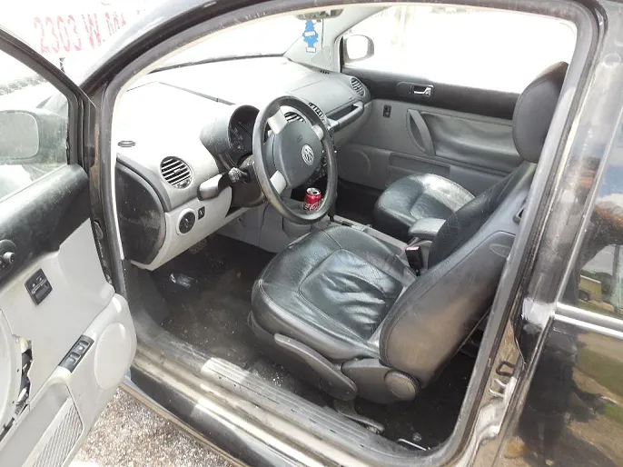 2005 Volkswagen New Beetle