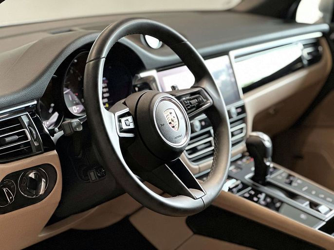 2024 Porsche Macan