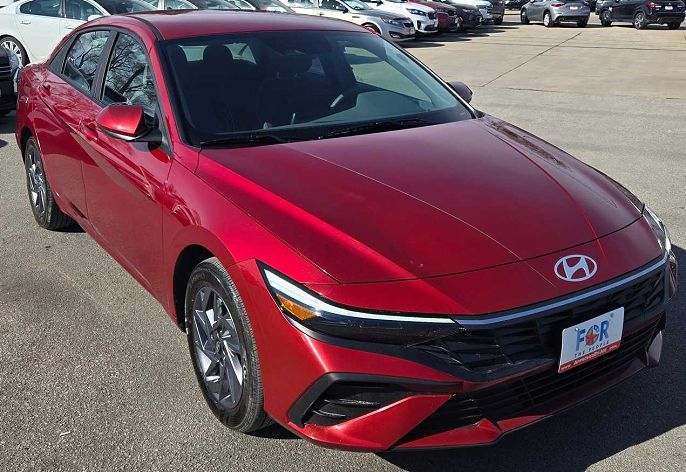 2024 Hyundai Elantra