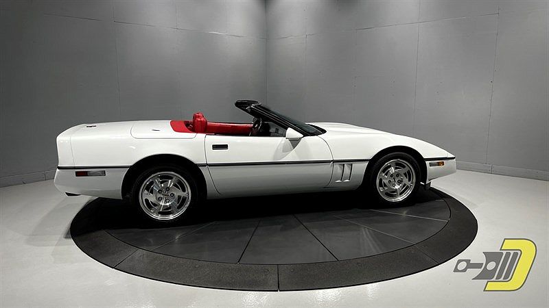 1990 Chevrolet Corvette null image 54