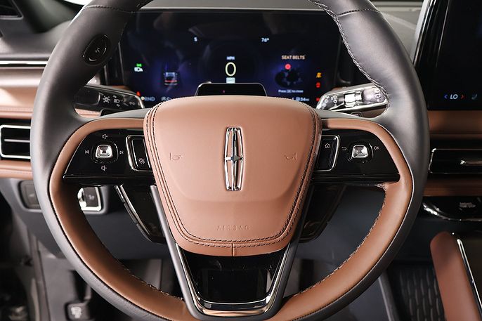 2027 Lincoln Aviator