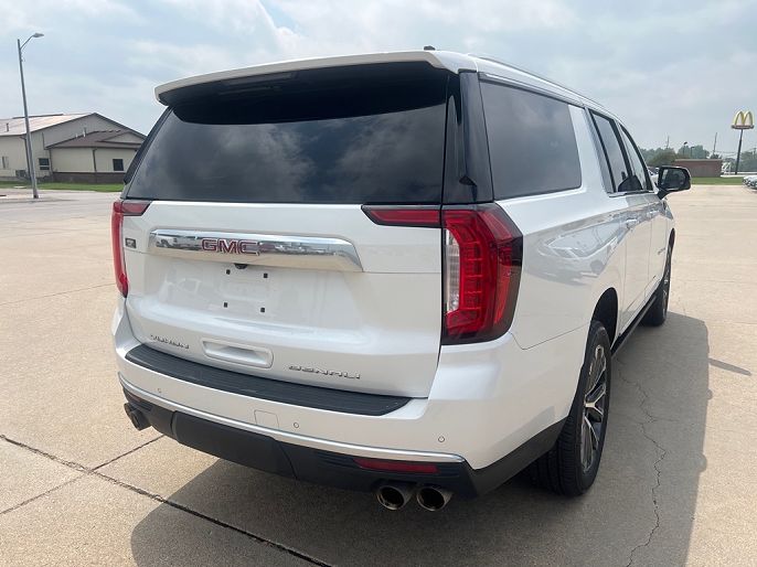 2022 GMC Yukon XL