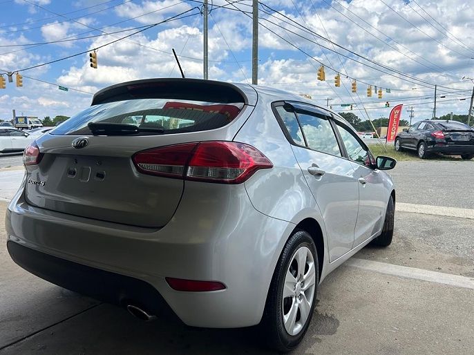2016 Kia Forte5