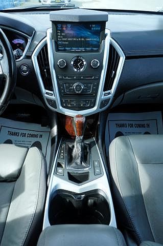 2010 Cadillac SRX Performance image 9