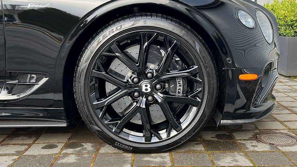 2023 Bentley Continental GT image 5