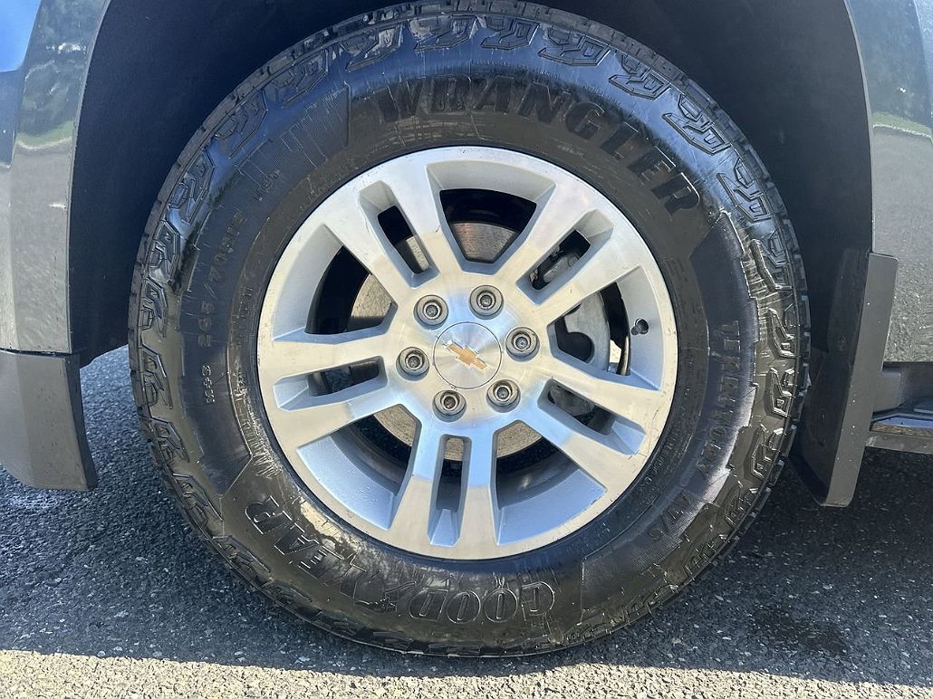 2019 Chevrolet Tahoe Premier image 1