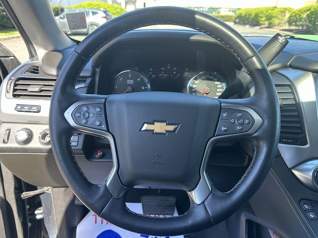 2019 Chevrolet Tahoe Premier image 5