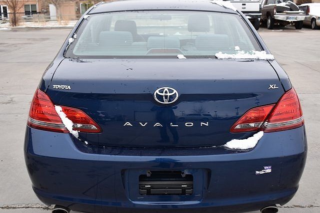 2008 Toyota Avalon XL image 5