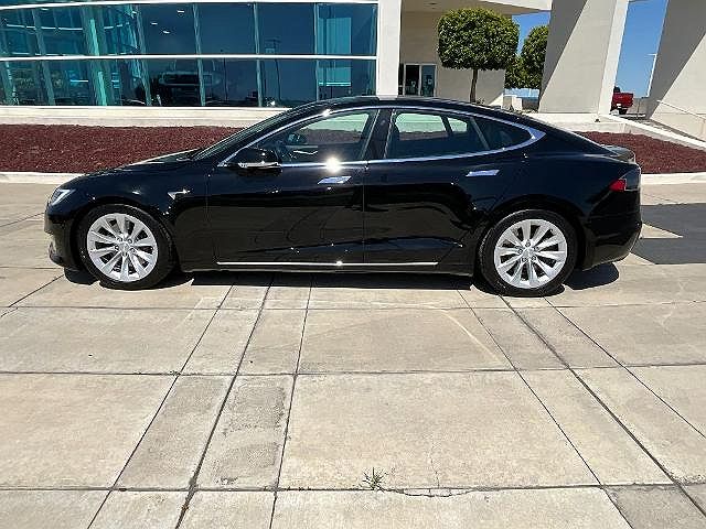 2018 Tesla Model S 75D image 1