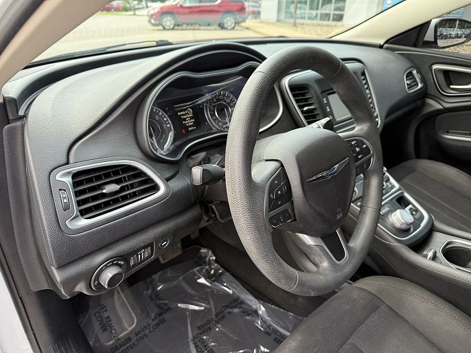 2015 Chrysler 200