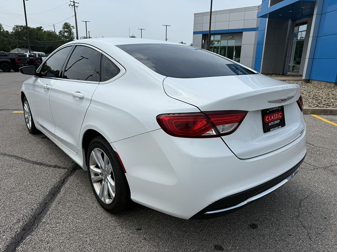 2015 Chrysler 200