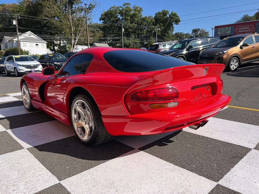1997 Dodge Viper GTS image 9
