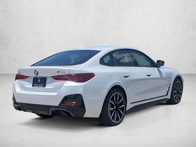 2026 BMW i4