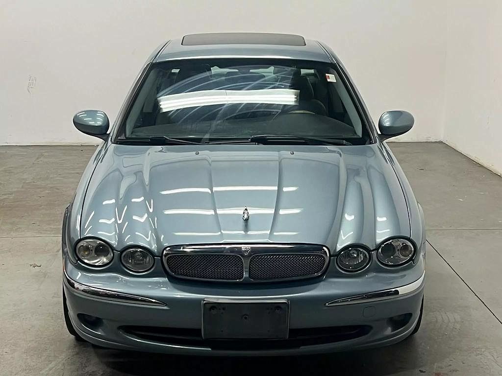 2006 Jaguar X-Type null image 9