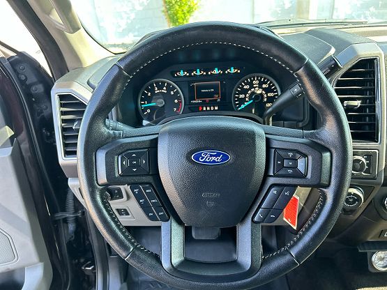 2020 Ford F-150 XLT photo 11