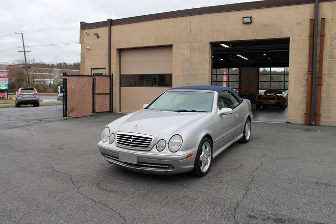 2000 Mercedes-Benz CLK