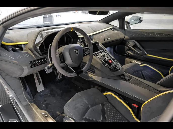 2022 Lamborghini Aventador