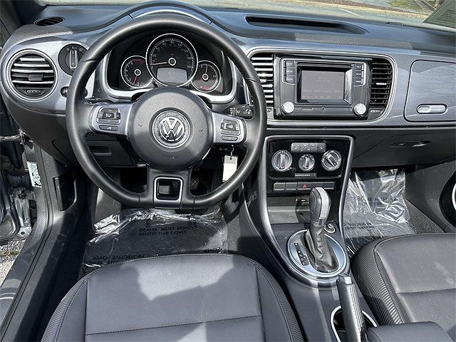 2017 Volkswagen Beetle null image 1