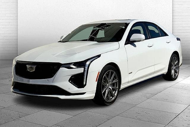 2025 Cadillac CT4