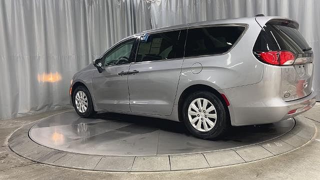 2019 Chrysler Pacifica L image 5