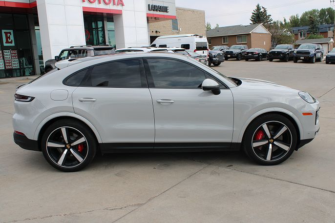 2024 Porsche Cayenne