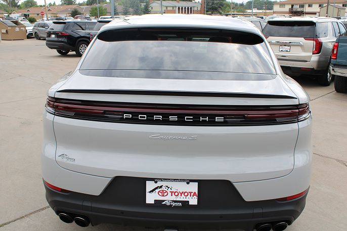 2024 Porsche Cayenne