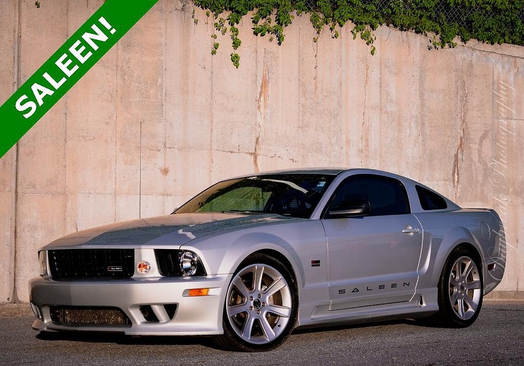 2006 Ford Mustang GT image 0