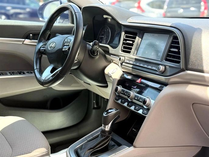 2019 Hyundai Elantra