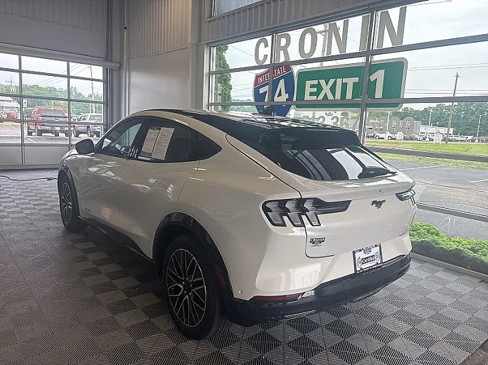 2024 Ford Mustang Mach-E