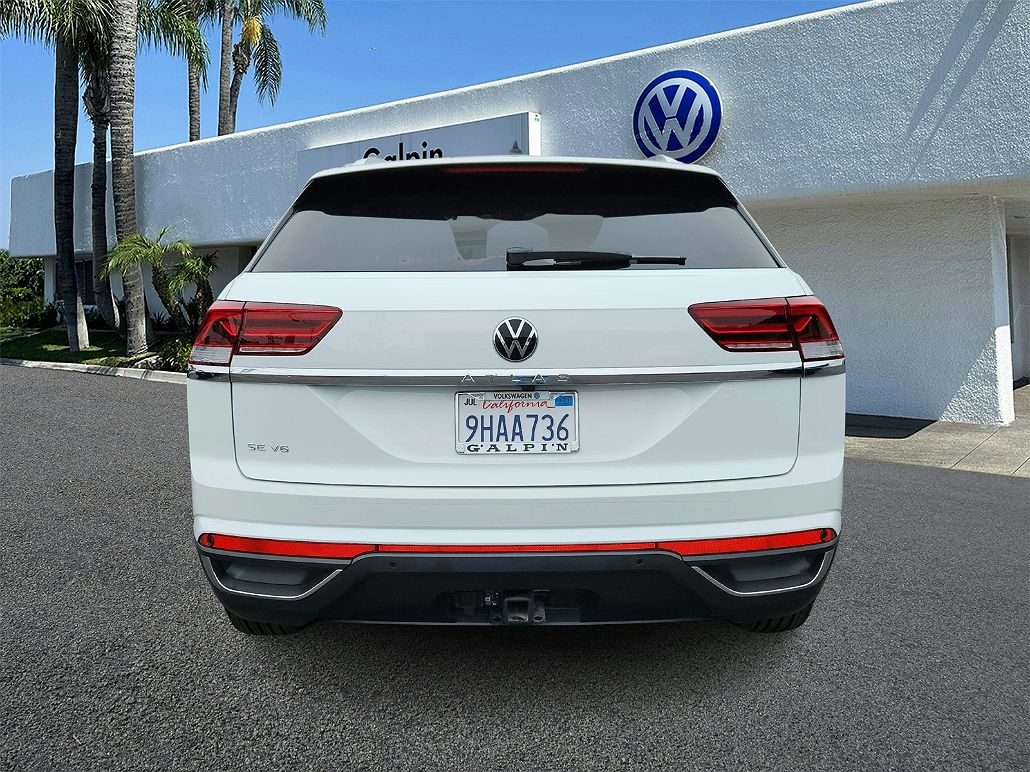 2023 Volkswagen Atlas SE image 3