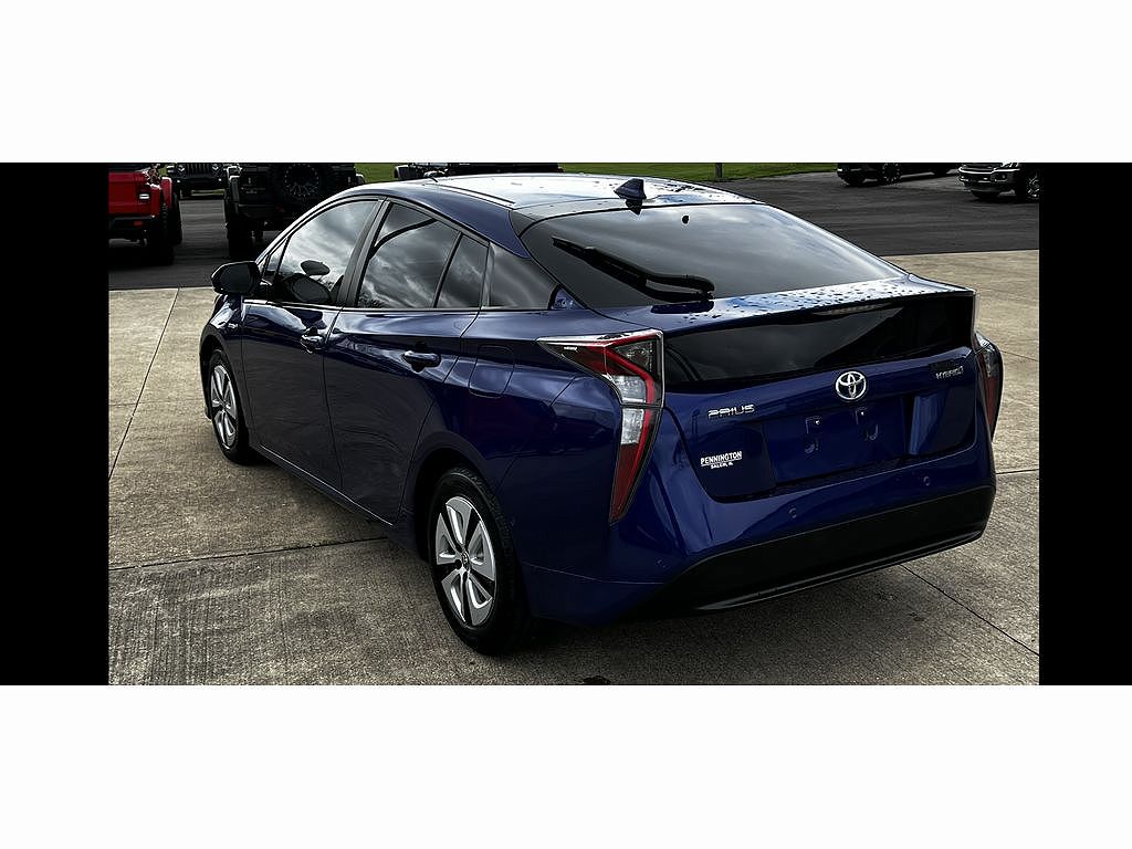 2017 Toyota Prius Two image 2