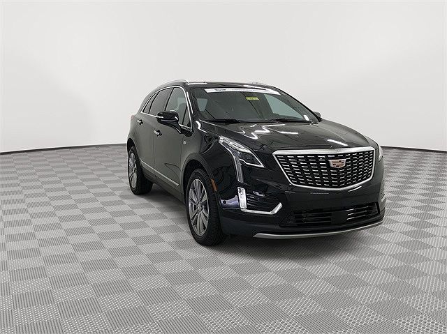 2024 Cadillac XT5 Premium Luxury image 1