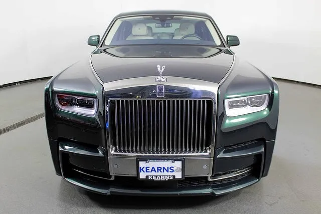 2022 Rolls-Royce Phantom