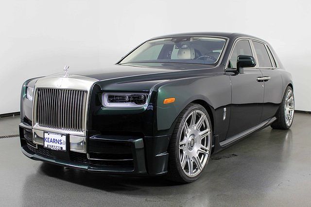 2022 Rolls-Royce Phantom