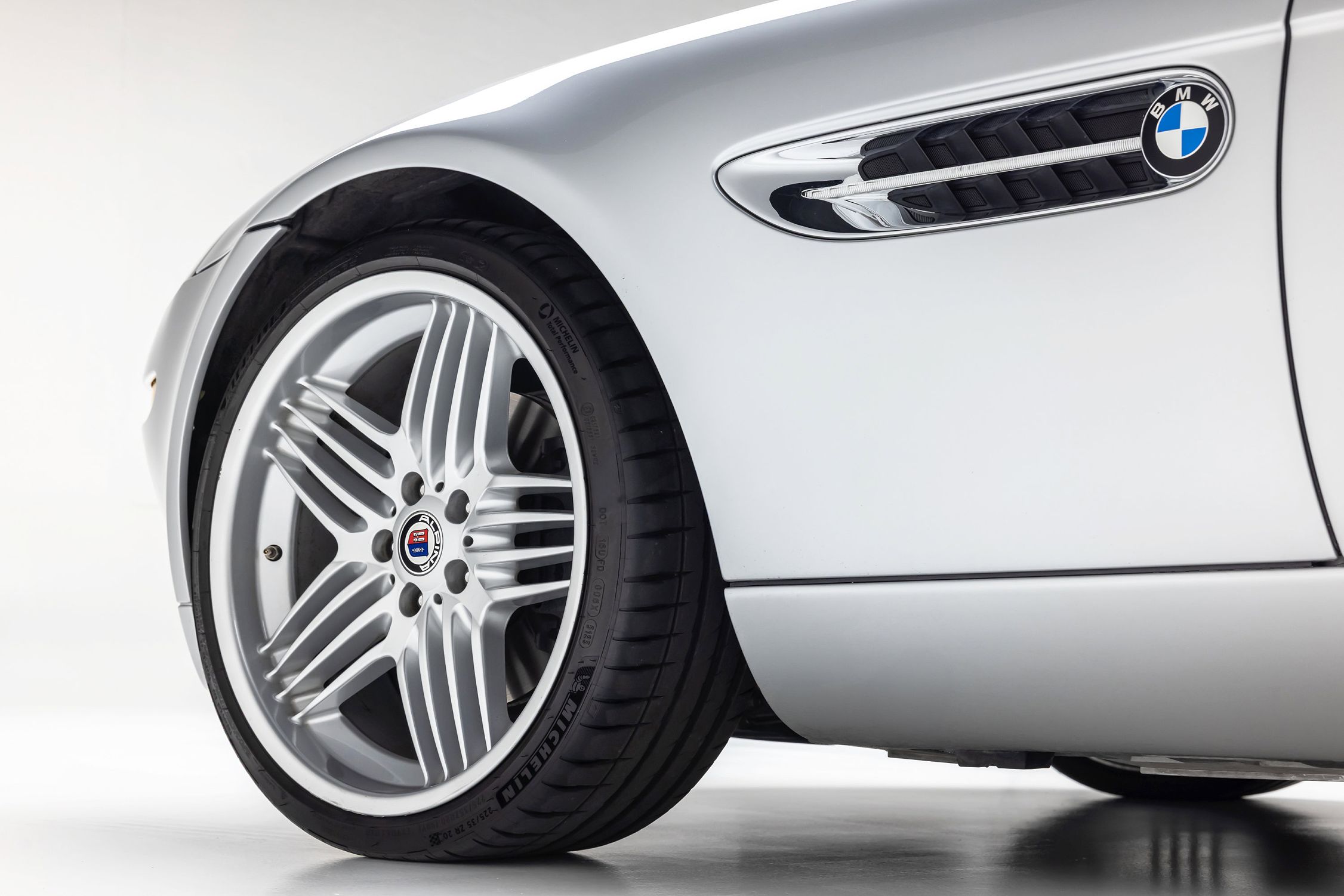 2003 BMW Z8