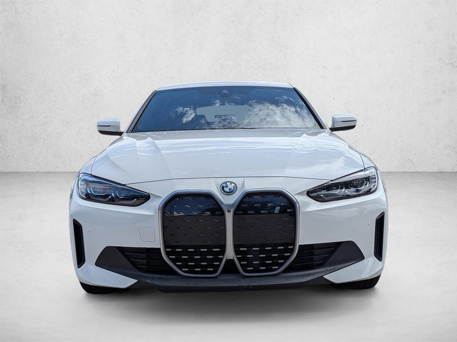 2023 BMW i4