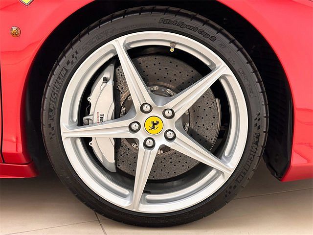 2014 Ferrari 458 Italia image 18
