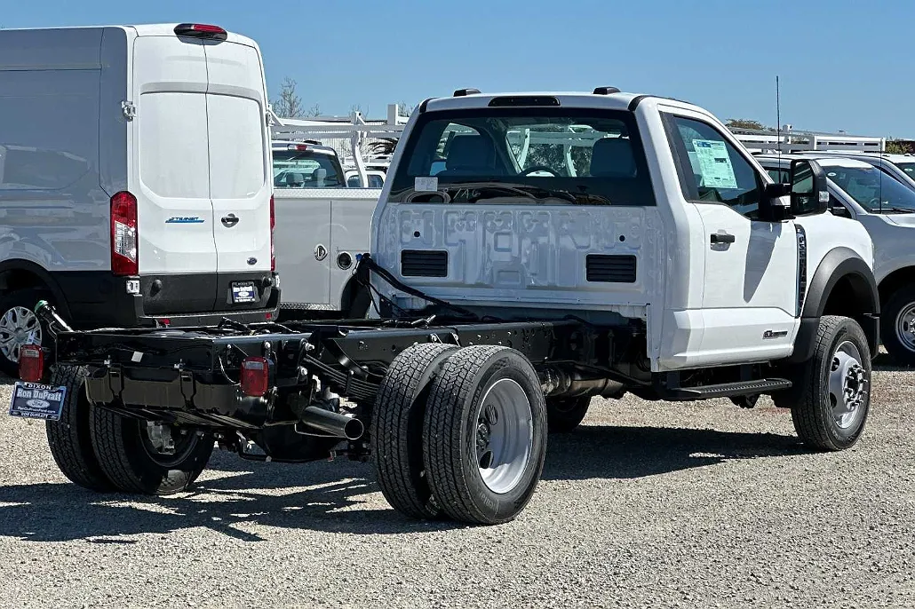 2024 Ford F-550 XL image 4