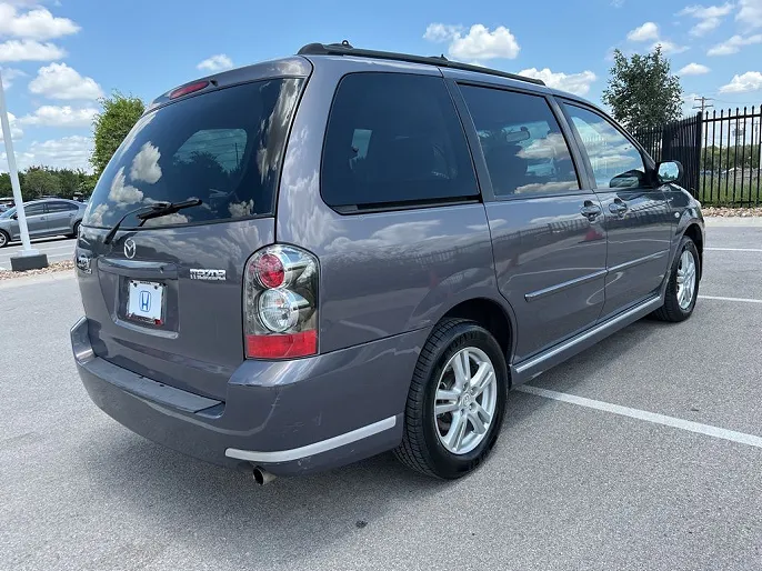 2006 Mazda MPV