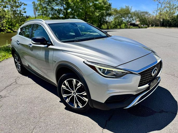 2017 Infiniti QX30