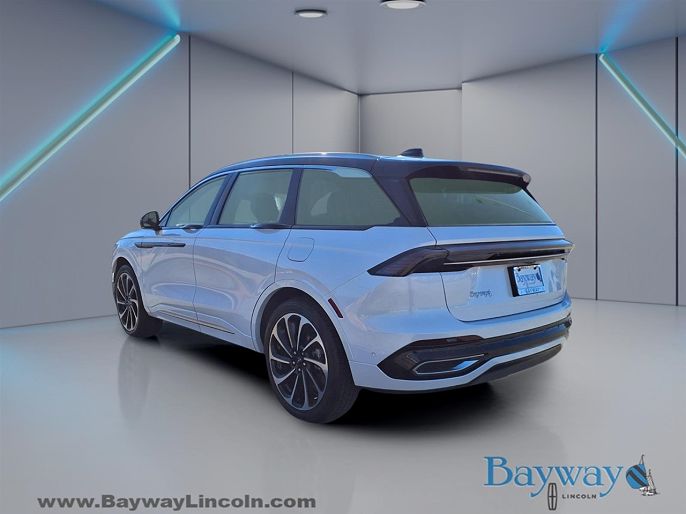 2024 Lincoln Nautilus