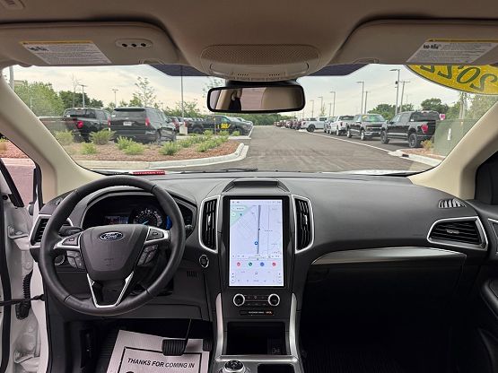 2022 Ford Edge SEL photo 11