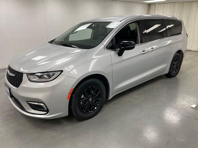 2024 Chrysler Pacifica