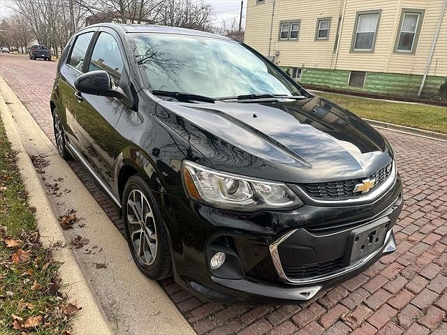 2017 Chevrolet Sonic LT image 0