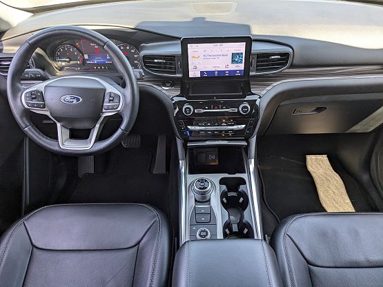2023 Ford Explorer Limited photo 11